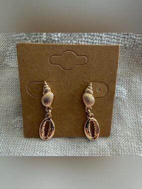 ✨New✨ House of Harlow: Earrings